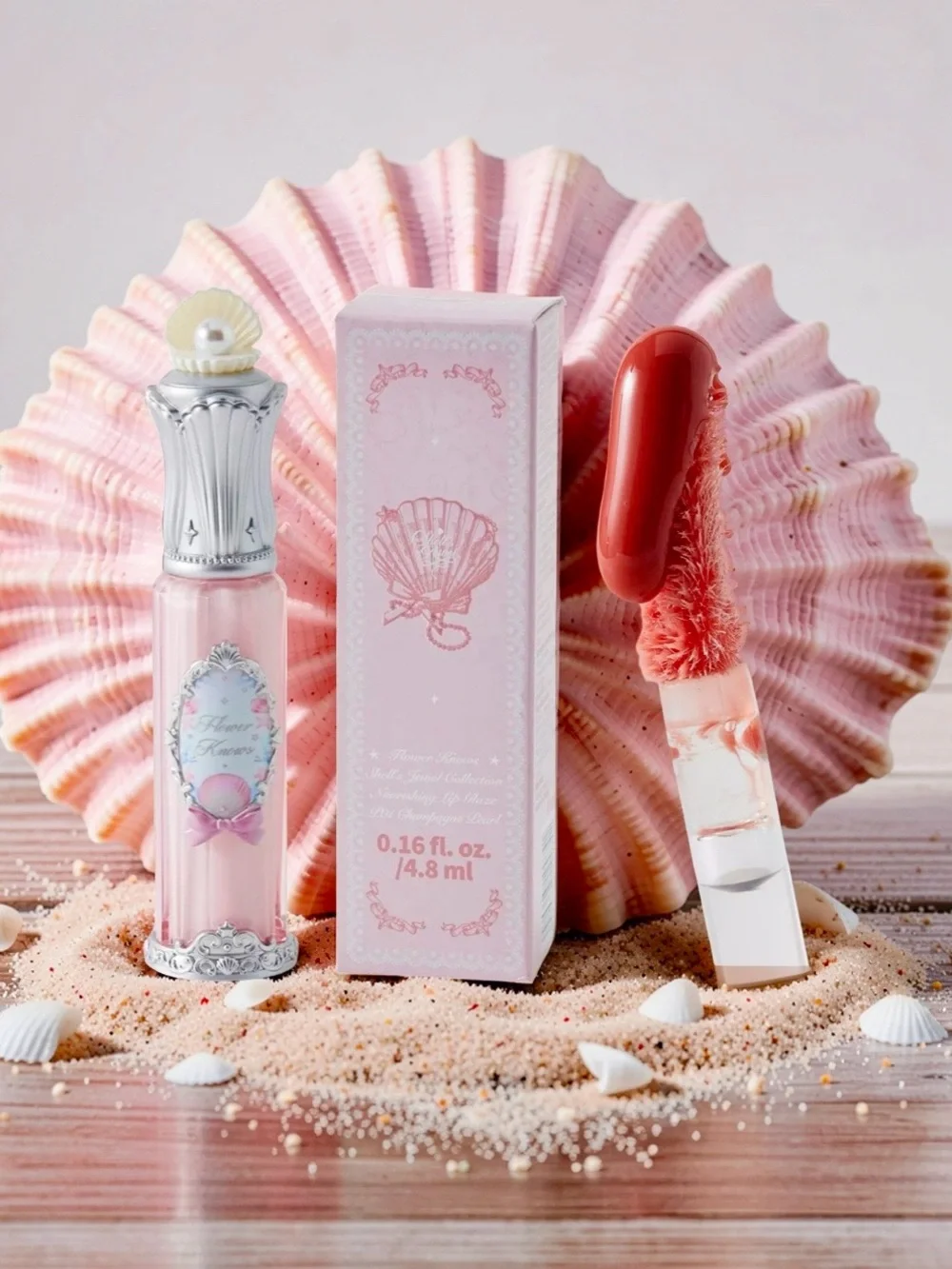 L'OCCITANE Soap and Flower Knows Lip Gloss